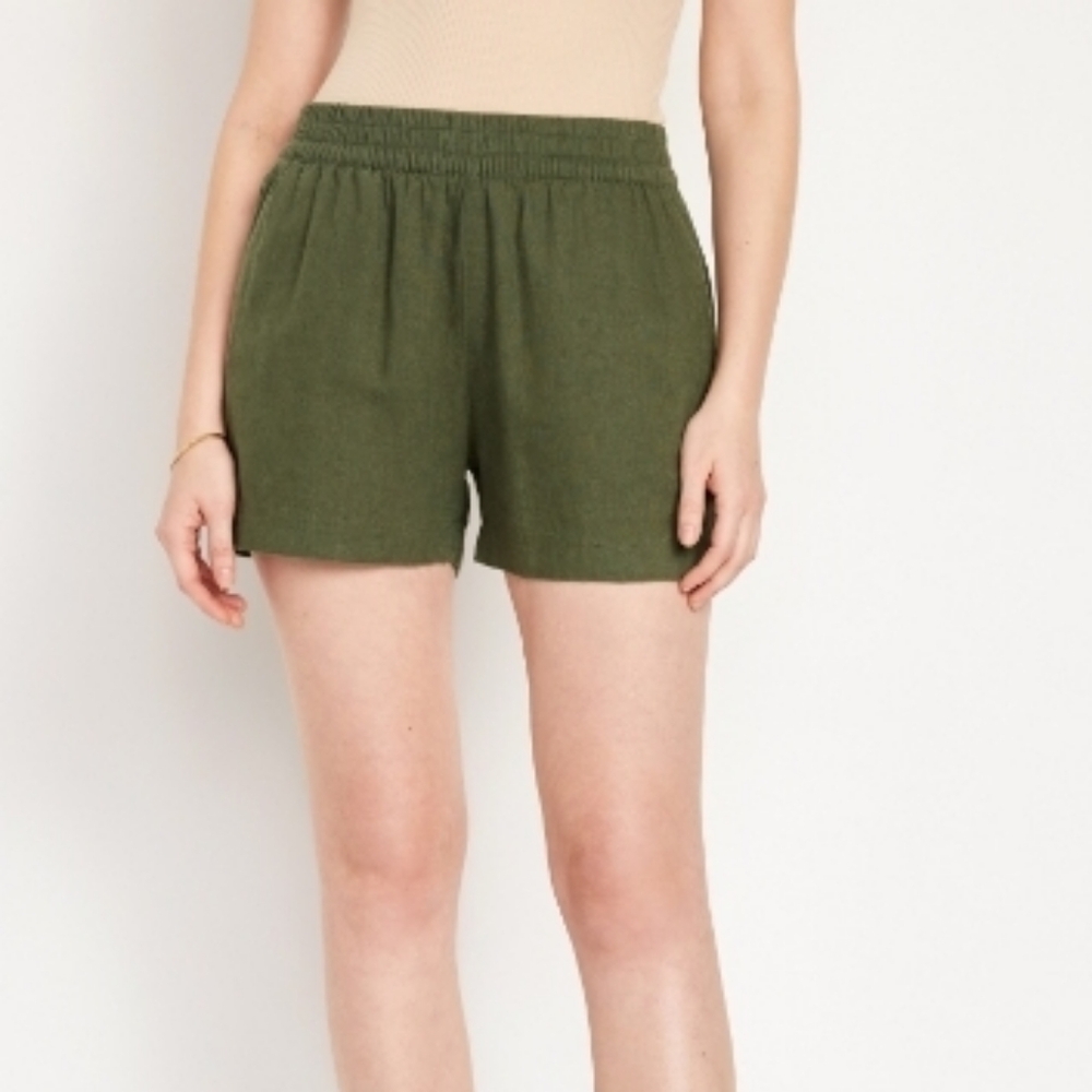 High waisted Linen Blend PullOn Shorts